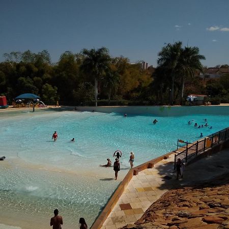 Aparthotel Piazza Com Acesso Ao Clube Diroma Caldas Novas Exterior foto