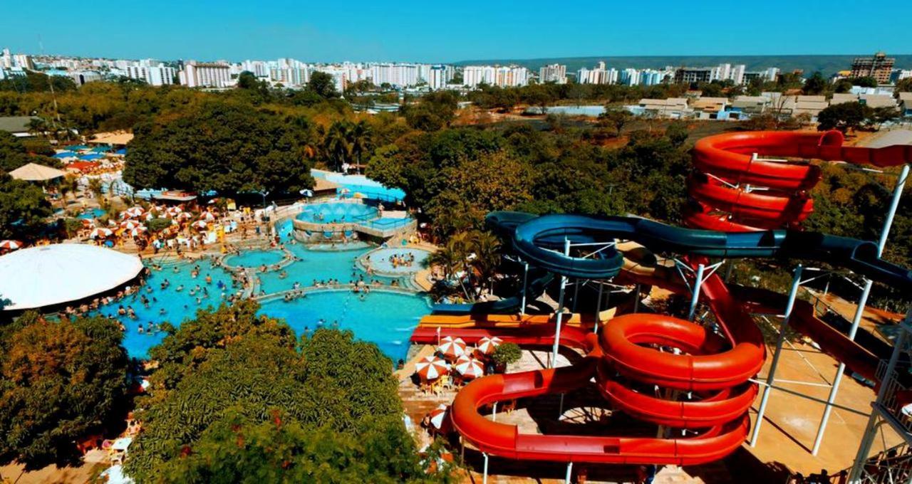 Aparthotel Piazza Com Acesso Ao Clube Diroma Caldas Novas Exterior foto